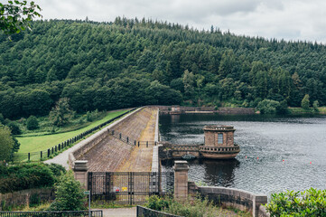 Ladybower Reservoir Dam, large Y-shaped reservoir in the Upper Derwent Valley, at the heart of the Peak District National Park, Derbyshire, England, UK
