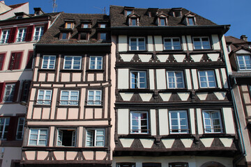 Fototapeta na wymiar half-timbered houses in strasbourg in alsace (france)