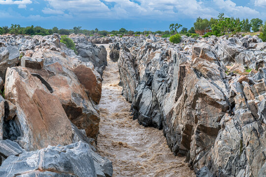 Kola Gorge, Guider, Northern Cameroon, Africa