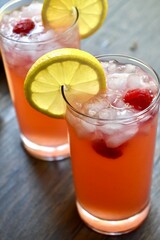Fototapeta na wymiar Raspberry lemonade