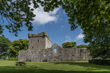 ruins of lochleven castle