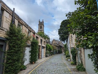 Colorful streetscape of Circus Lane in Edinburgh, Scotland