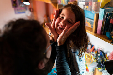 Parenthood, mother and daughter