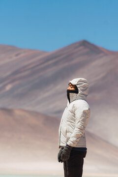 young woman wearing cold clothes