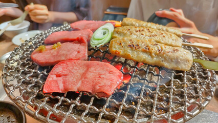 七輪で焼く焼き肉