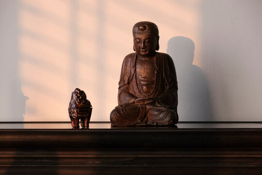 Antique Chinese style wooden Buddha statue, place decoration at home