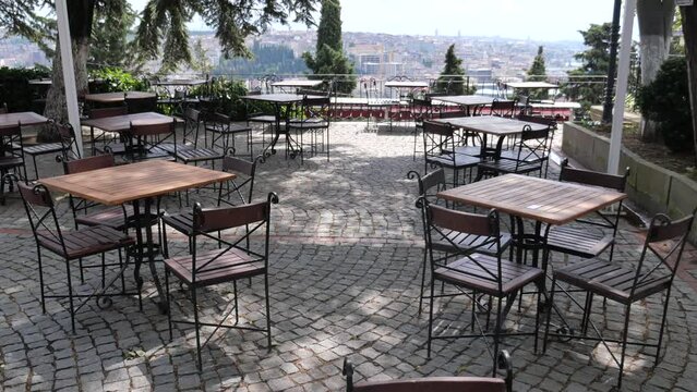 Caffee restaurant interior empty table