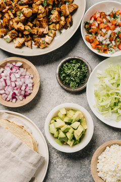 Grilled chicken tacos ingredients