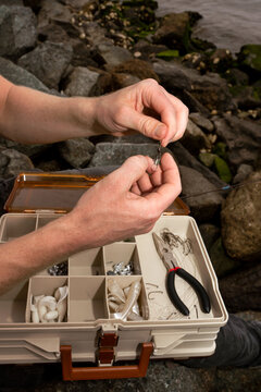 Tying a Lure on Fishing Line 