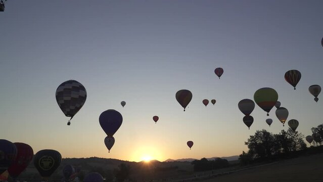 Mongolfiere in volo sull'Umbria