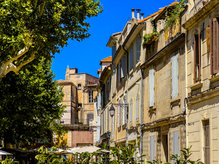 Fototapeta na wymiar Journey to Arles' Past: Captivating Street Views of the Old Village