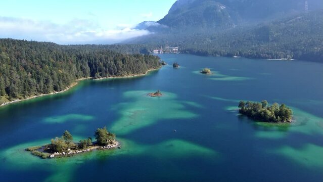 Garmisch-Partenkirchen: Die malerischen Inseln im Eibsee