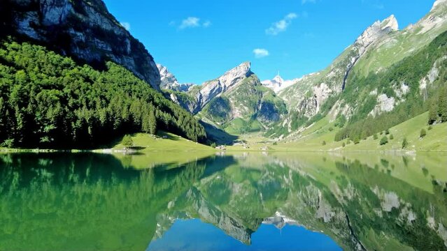 Appenzell, Schweiz: Zeitraffer am Seealpsee