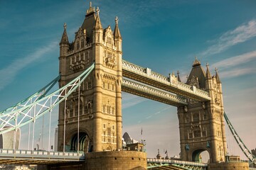 Fototapeta na wymiar Iconic Tower Bridge in London, England is an impressive feat of engineering