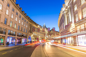 Fototapeta na wymiar Regent Street in London at night