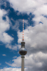 Fernseherturm in Berlin, schönes Wetter