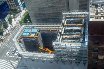 建設工事中のビル俯瞰

