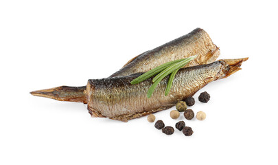 Naklejka premium Tasty canned sprats, rosemary and peppercorns isolated on white