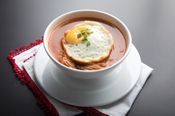 Sopa criolla a la minuta peruvian beef soup food with fried egg