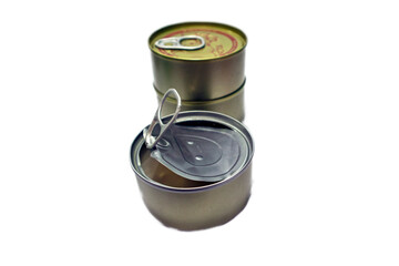 pet food packaging, wet and dry pet food, tin can, soft pack, aluminum food packaging isolated on white background