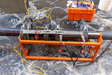 Pipe cutting equipment. Machine for the production of polypropylene pipes of the desired size....