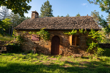 Fototapeta na wymiar Borie, maison caussenarde, Rivière sur Tarn, 12, Aveyron, Parc naturel régional des Grands Causses, France