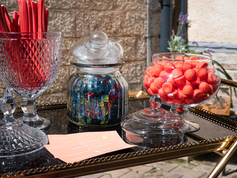 bonbon sur table d&eacute;coration 