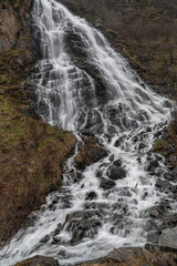 Obraz premium Horsetail falls waterfall east of Valdez, Alaska, USA