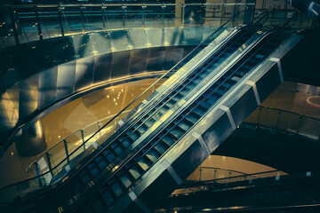 Escalator equipment inside the mall