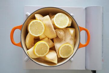 りんごのコンポート