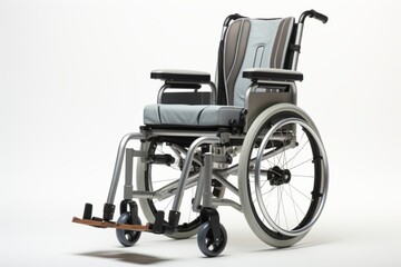 Fototapeta premium 車椅子と白背景 
