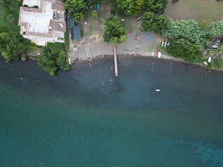 Steg im Wasser Luftbild