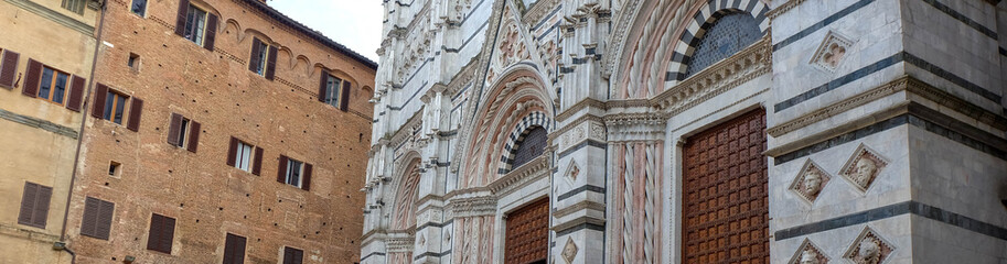 Fototapeta premium Battistero di San Giovanni Battista in Siena - Toskana Italien 
