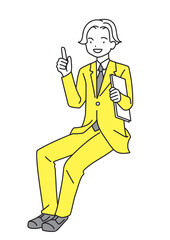 スーツを着て説明する若い男性