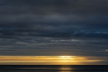 coucher du soleil sur l'ile de noirmoutier - obrazy, fototapety, plakaty