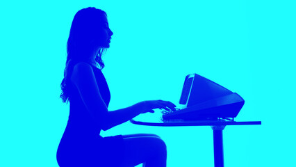 Fototapeta na wymiar Female working on computer