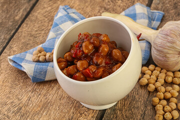Baked chickpea with tomato sauce