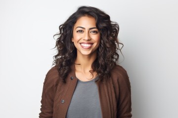 Obraz premium Group portrait of an Indian woman in her 30s against a white background