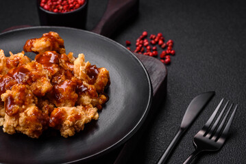Delicious juicy grilled chicken meat bites with salt, spices and herbs