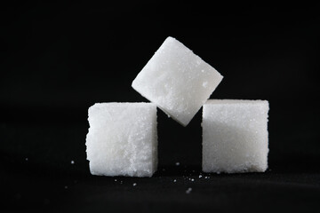 Cube sugars are used for drinks such as coffees and teas