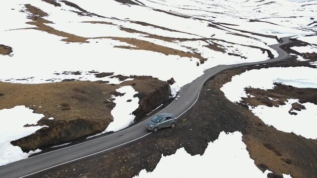 aerial view of jeep off road driving in Spiti district of Himachal Pradesh  World's Highest Village india exploration tour 