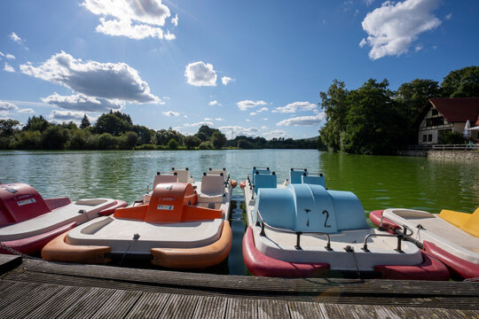 Tretboote auf dem Stausee in Sohland/Spree