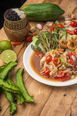 papaya salad luang prabang style
