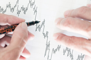 Exposed: Capturing the Visual Impact of the Economic Meltdown