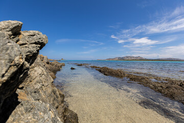Fototapeta na wymiar Felsformation am Meer von Stintino auf Sardinien