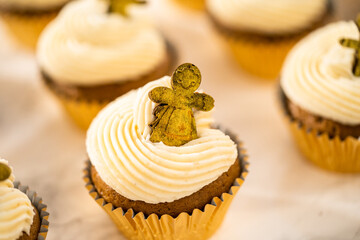 Gingerbread cupcakes