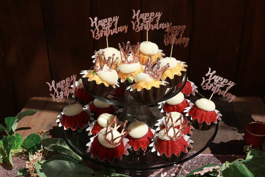 Happy Birthday Cupcakes