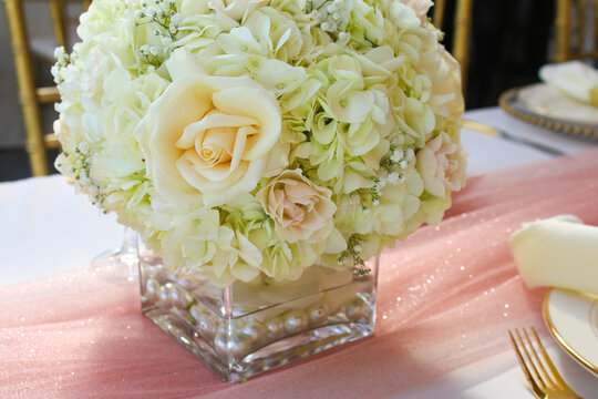 pearl rose vase