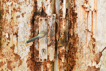 rostige Metalltür
