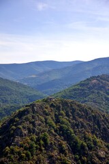 Montagne soleil ciel bleu soleil forêt arbre